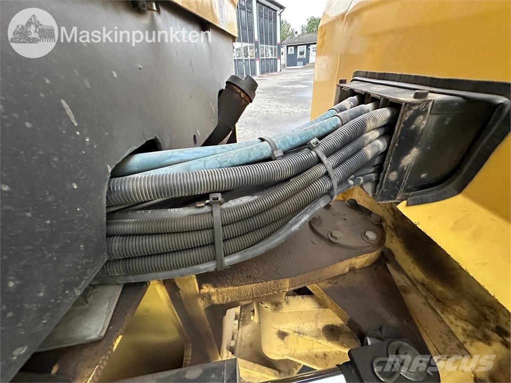 Dynapac CC 432 Tandemrullid