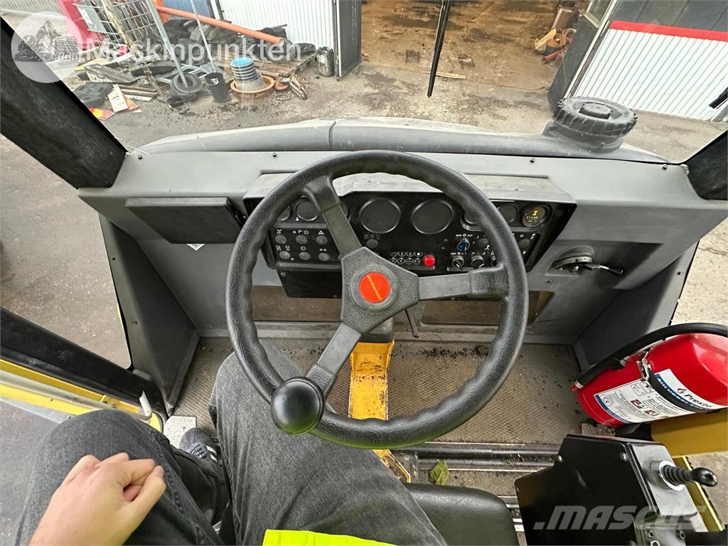 Dynapac CC 432 Tandemrullid