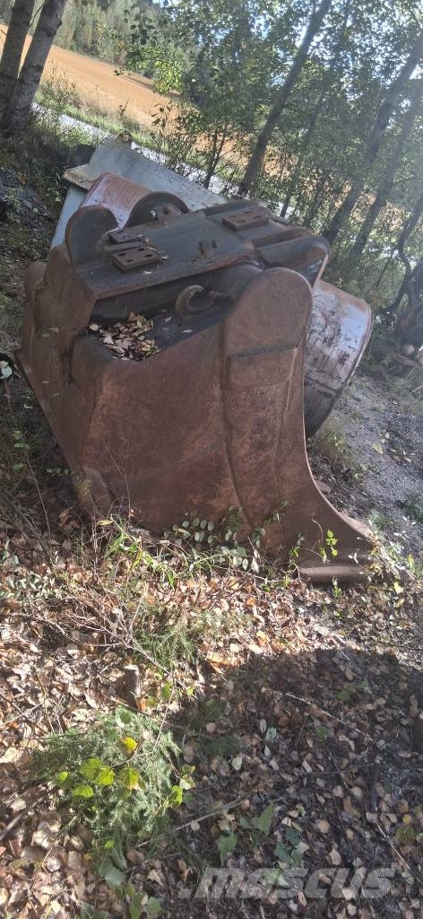 Kynsikauha Turasteel Lopaty