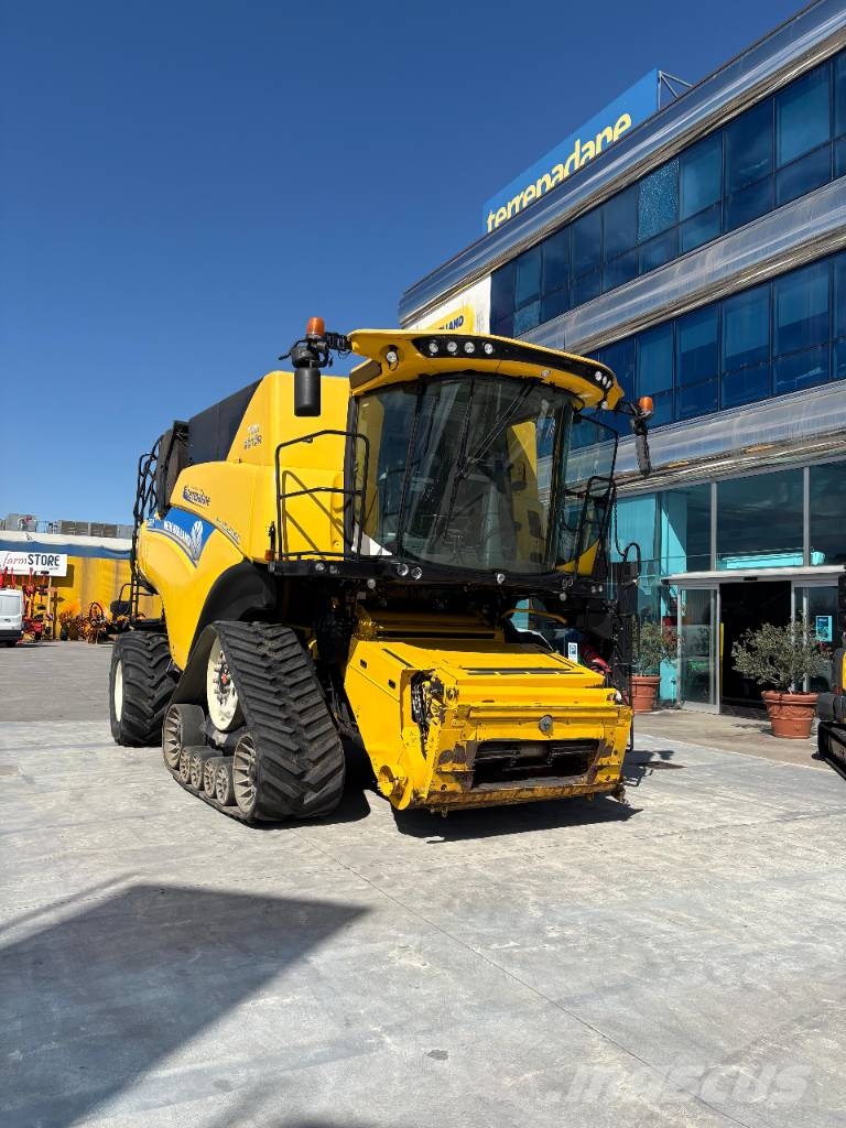 New Holland CR 8.90 حصادات
