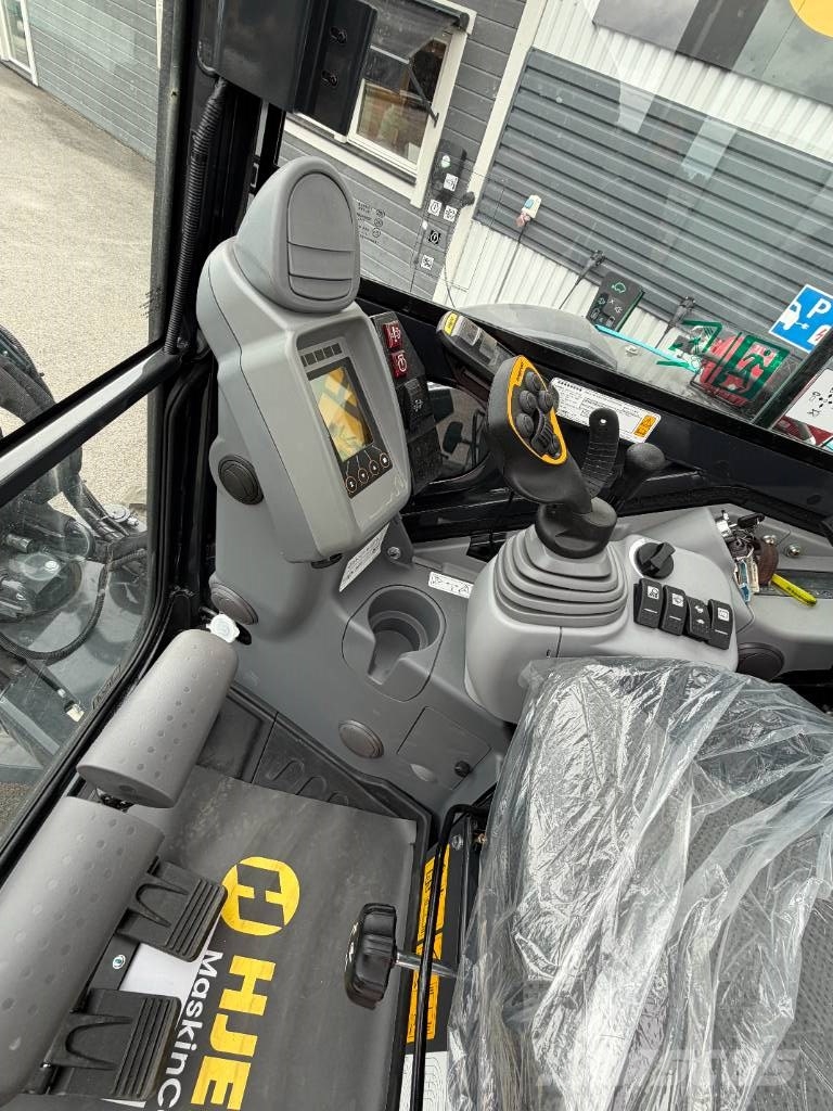 Airman AX55U-7 Miniexcavadoras