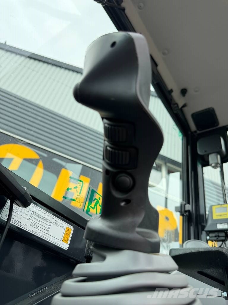 Airman AX55U-7 Miniexcavadoras