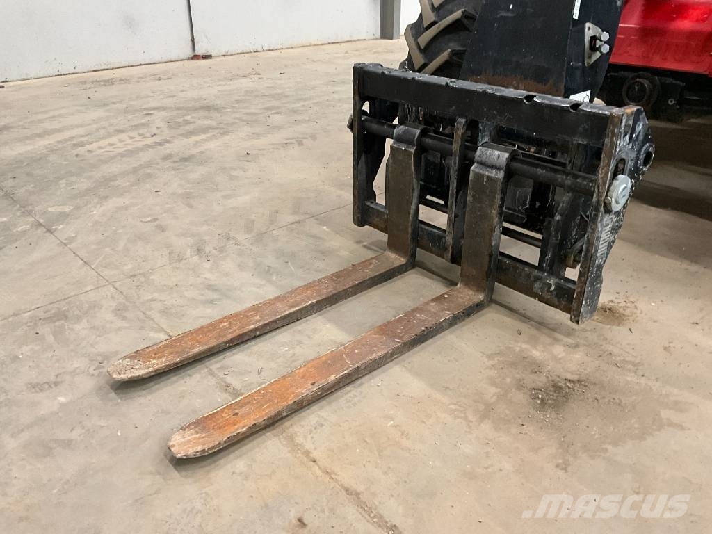 Manitou MT 835 H Teleskooplaadurid