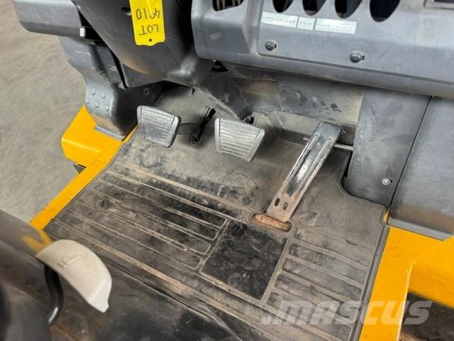 Nissan U1D2A25LH Nestekaasutrukit