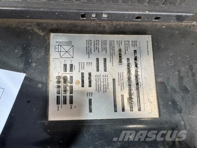 Nissan U1D2A25LH Nestekaasutrukit