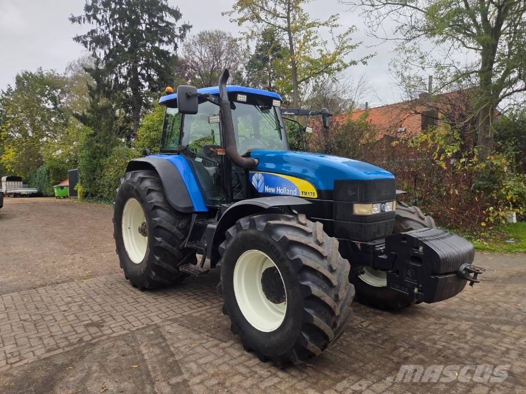 New Holland TM 175 Traktorji