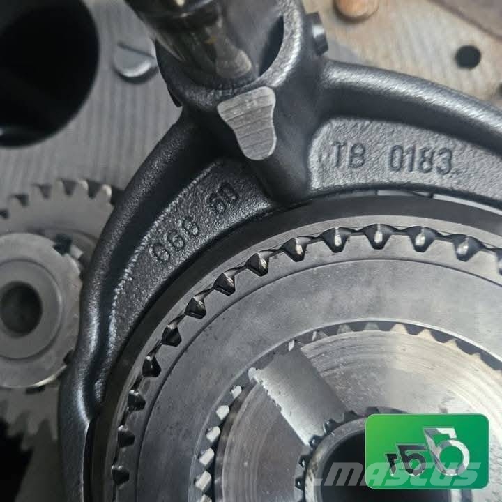 Valtra Valmet Rear Differential /Axle/ Gearbox WTB0098 V32882000 Transmisiones