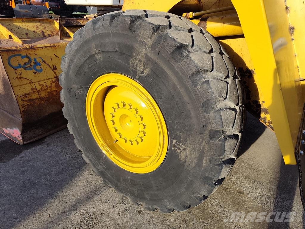 CAT 938M . Hjullastere