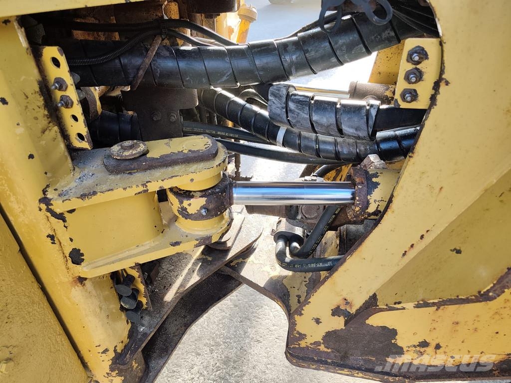 CAT 938M . Hjullastere
