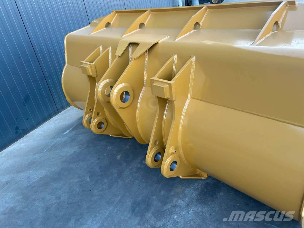 CAT 938 Bakken