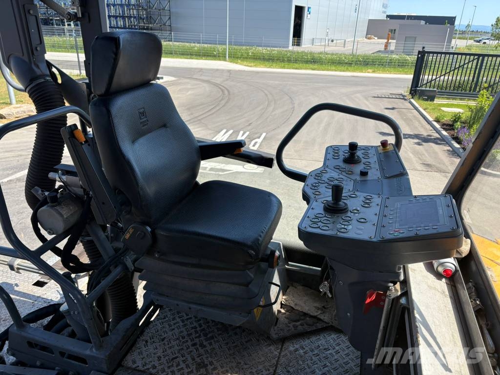 Vögele Super 2100-3i Asfaltadoras