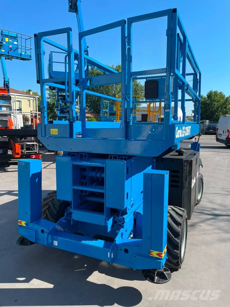 Genie GS 3369 RT Scheren-Arbeitsbühnen