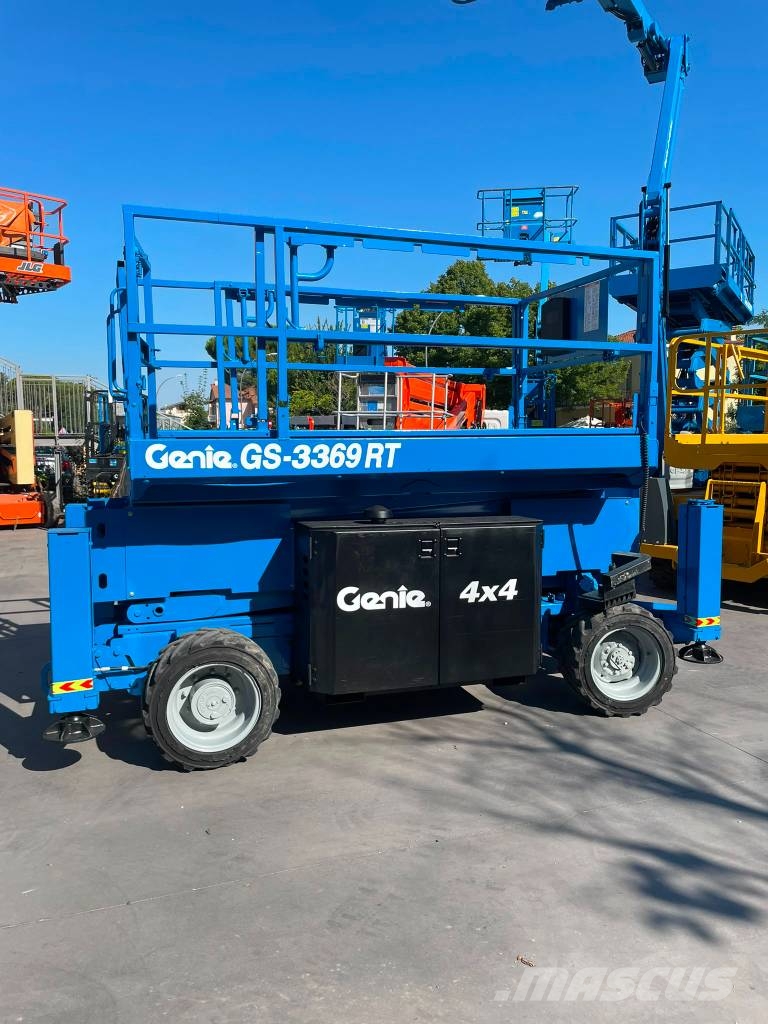 Genie GS 3369 RT Scheren-Arbeitsbühnen