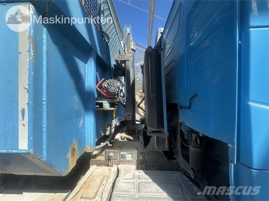 Volvo FH 8*4 Savivarčių priekabų vilkikai