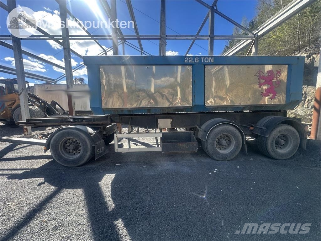 Volvo FH 8*4 Savivarčių priekabų vilkikai