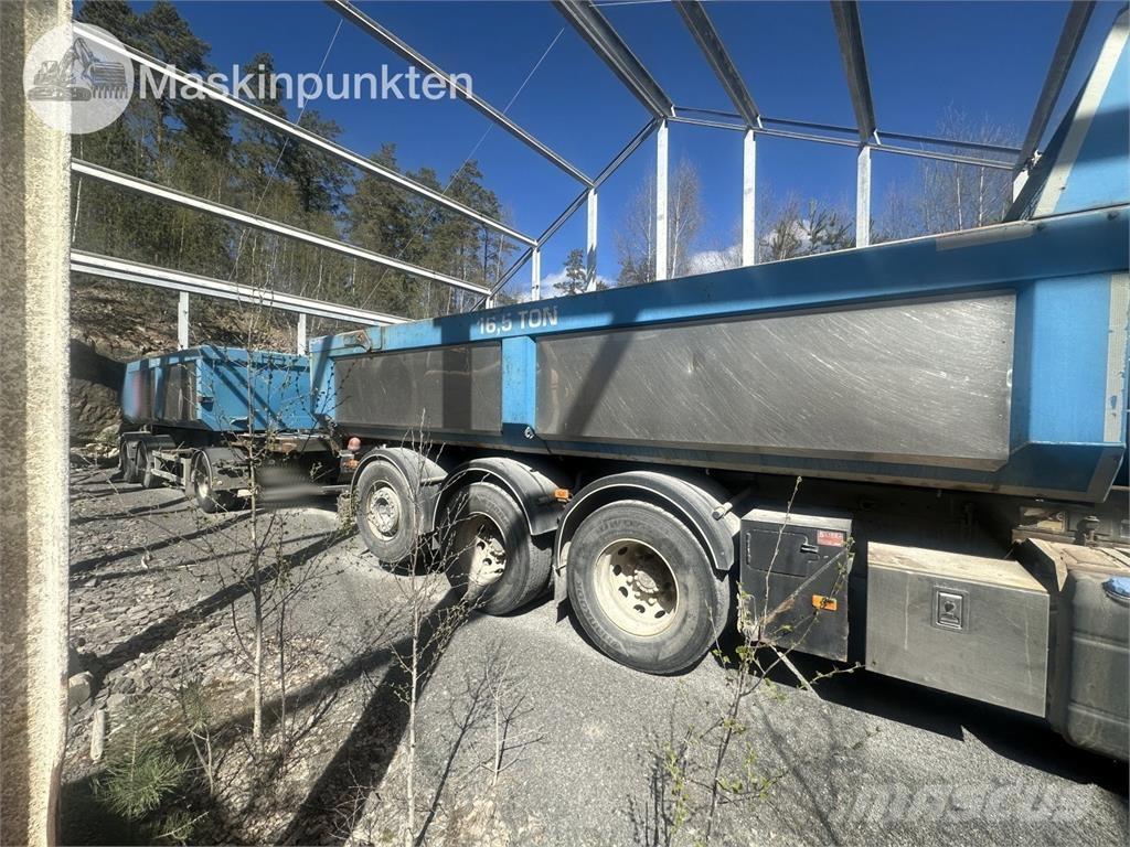Volvo FH 8*4 Savivarčių priekabų vilkikai