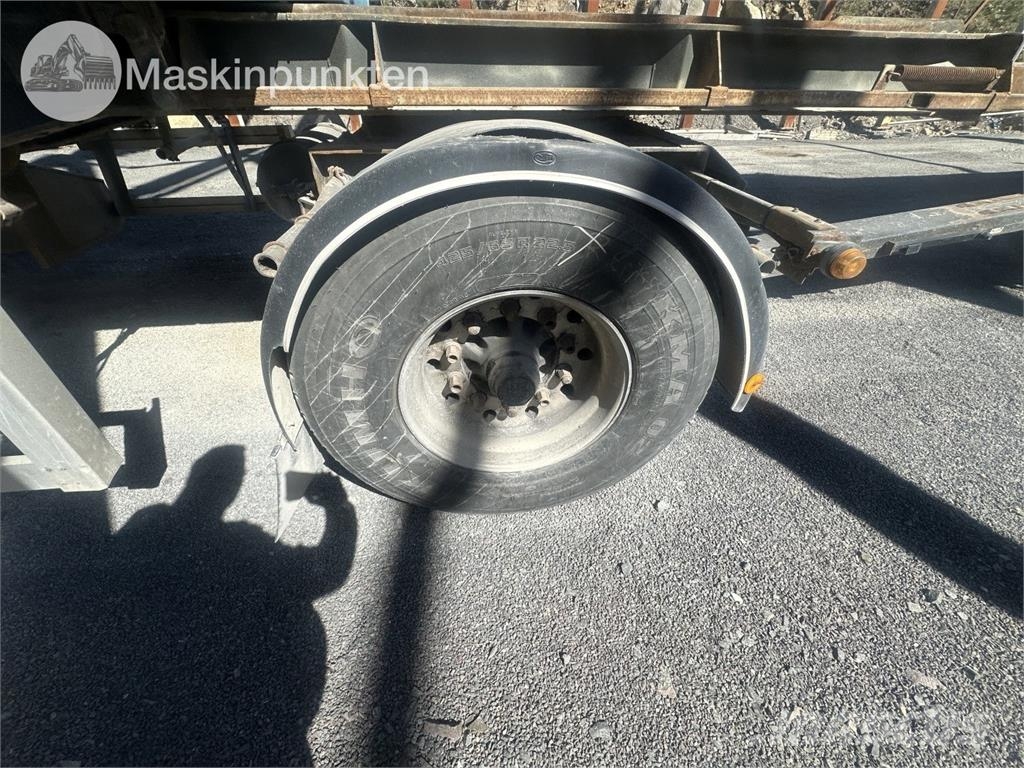 Volvo FH 8*4 Savivarčių priekabų vilkikai