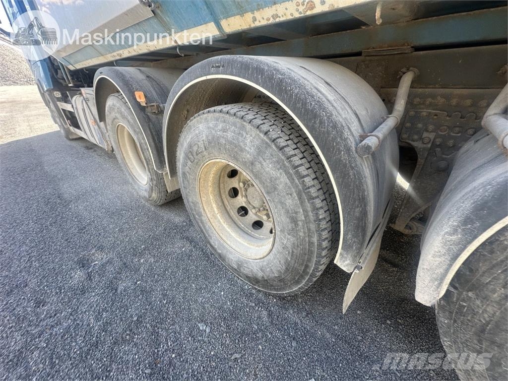 Volvo FH 8*4 Savivarčių priekabų vilkikai