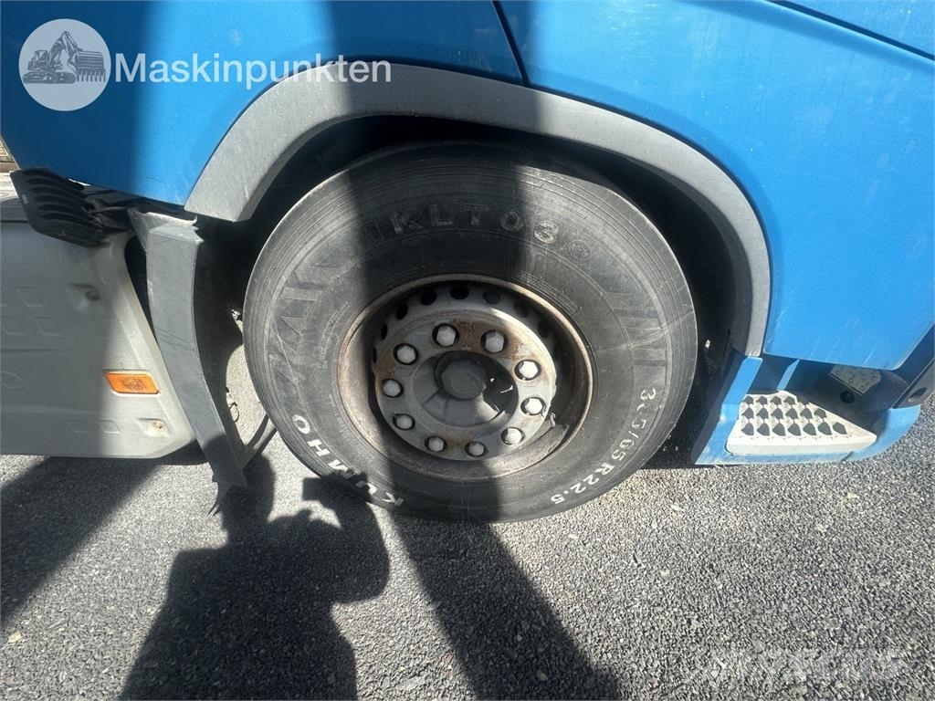 Volvo FH 8*4 Savivarčių priekabų vilkikai