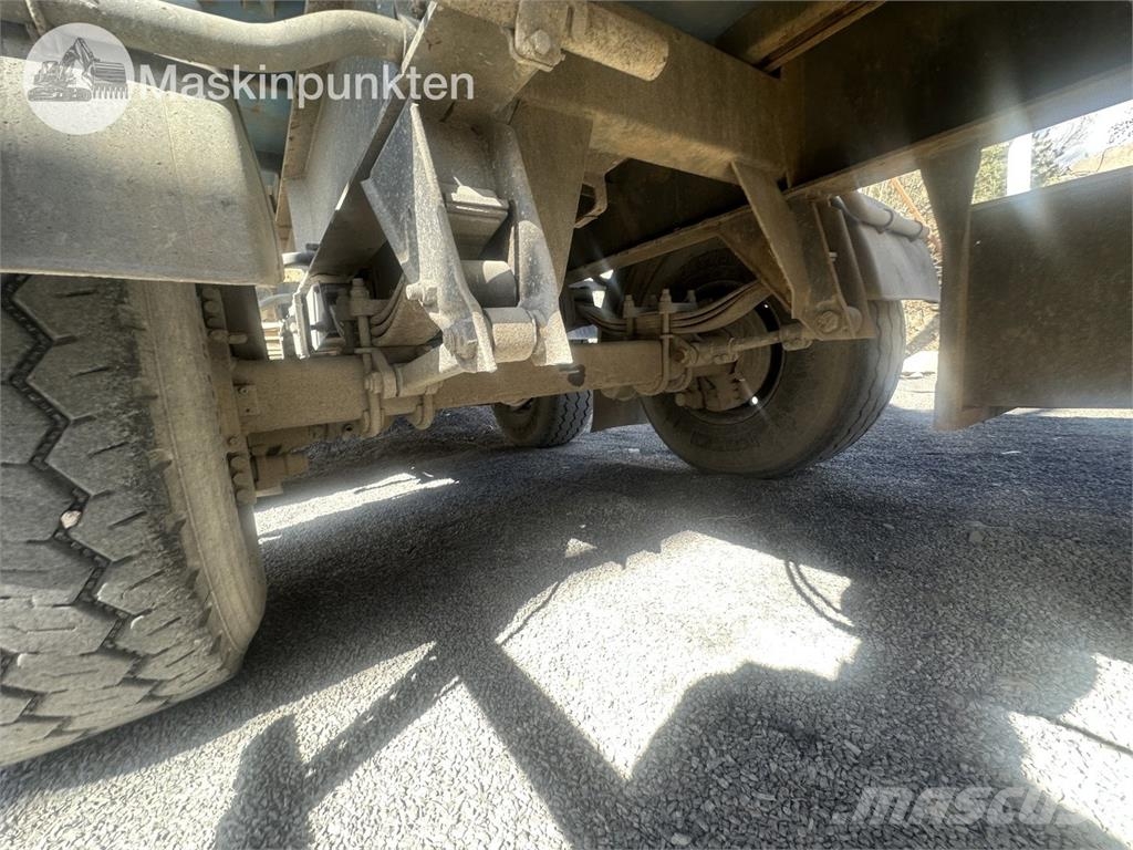 Volvo FH 8*4 Savivarčių priekabų vilkikai