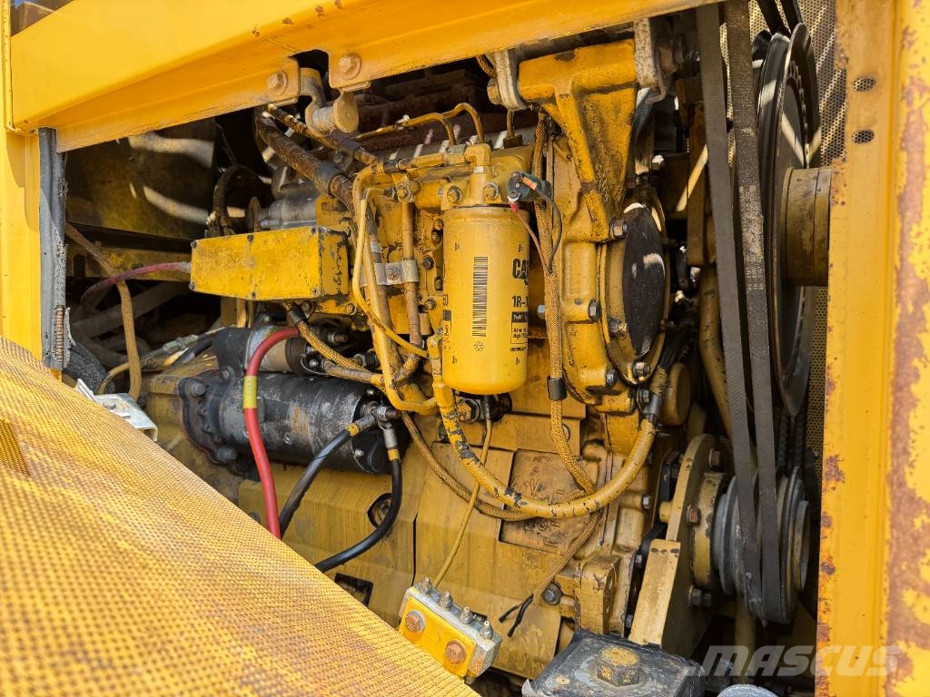 CAT 950E - Quick Coupler / Good Overall Condition Ładowarki kołowe