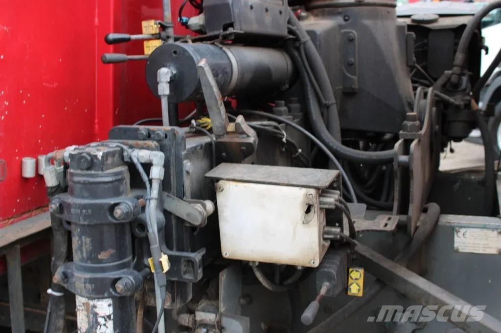 Mercedes-Benz Axor 2633 + 6x2 + euro 5 + manual Lava-kuorma-autot