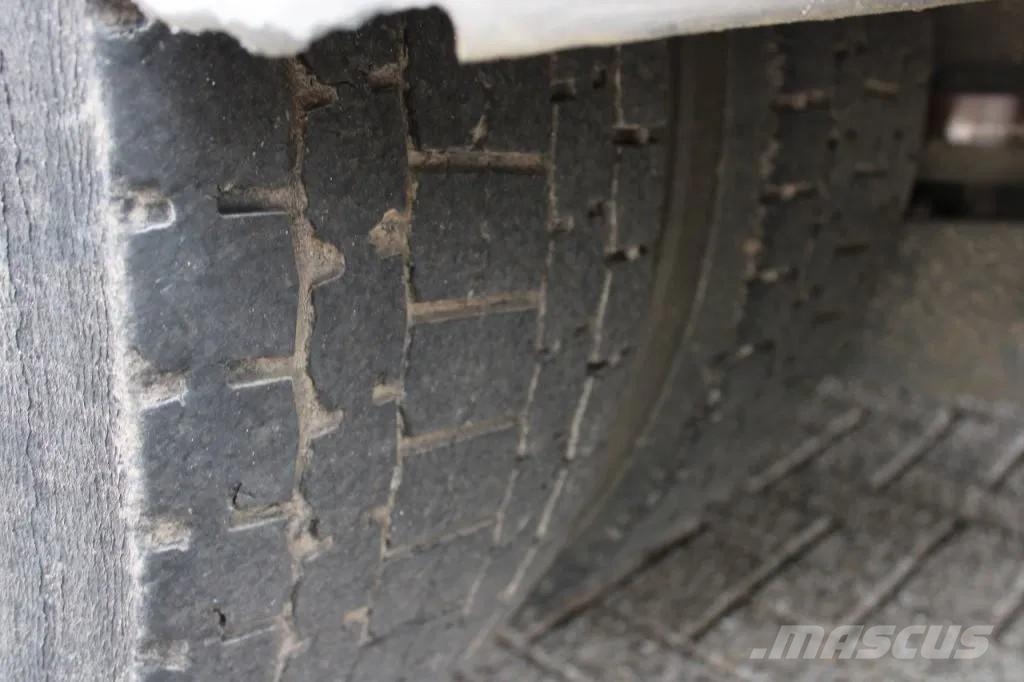 Mercedes-Benz Axor 2633 + 6x2 + euro 5 + manual Lava-kuorma-autot