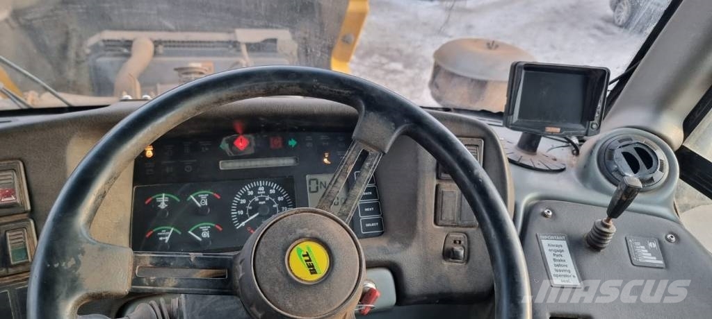 Bell B 30 D 6X6 Camiones articulados