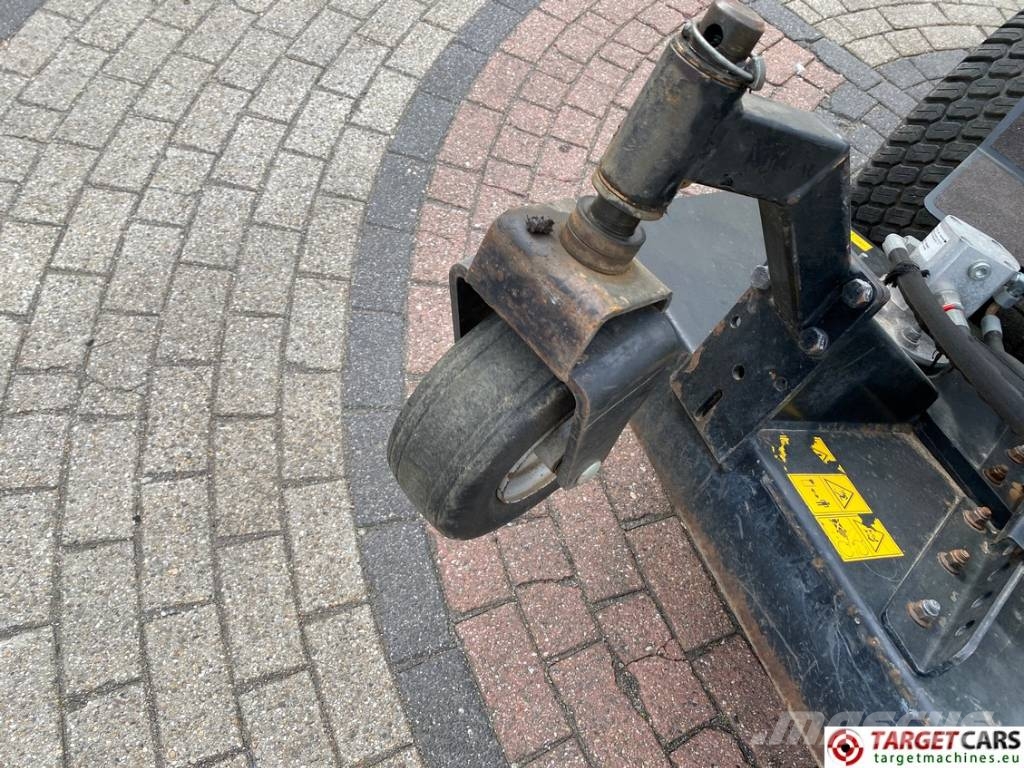 Ransomes HR300 Diesel 4WD 3-Gang Rotary Mower 152cm Traktorske kosilice