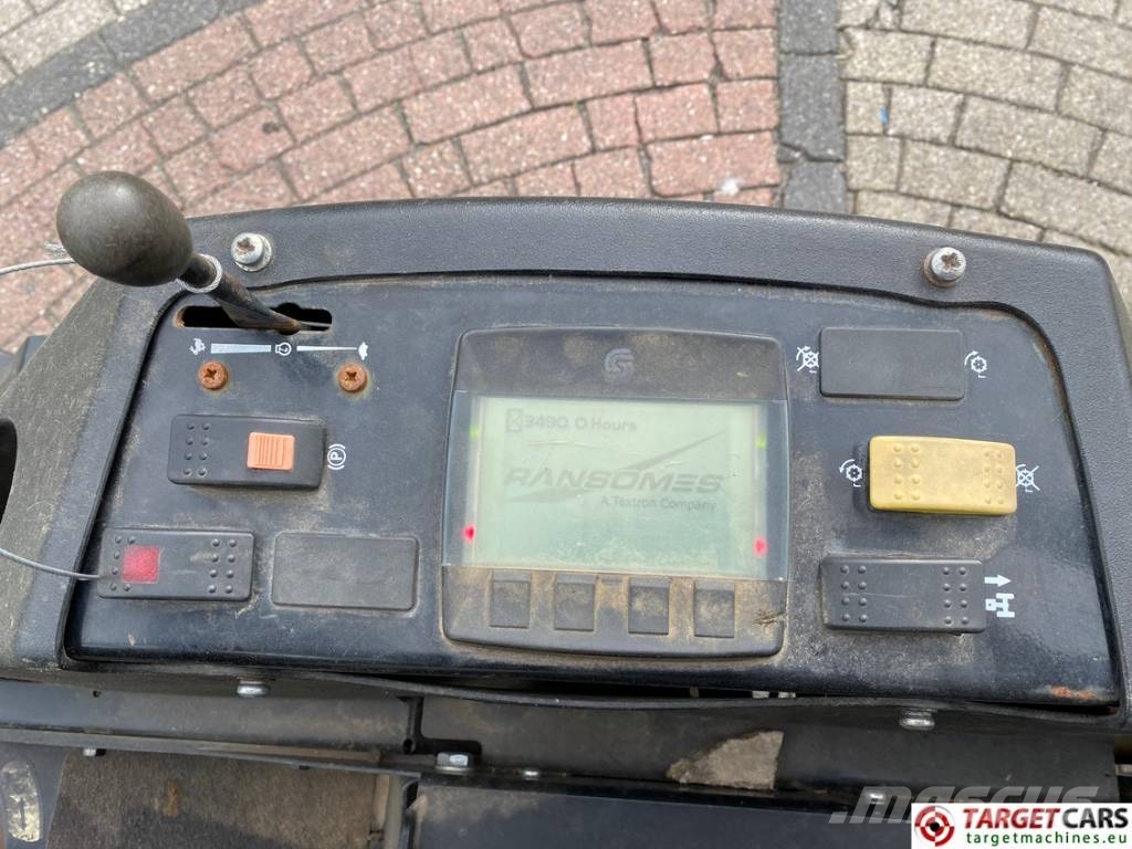 Ransomes HR300 Diesel 4WD 3-Gang Rotary Mower 152cm Traktorske kosilice