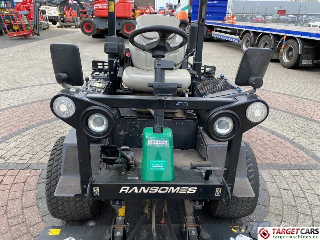 Ransomes HR300 Diesel 4WD 3-Gang Rotary Mower 152cm Traktorske kosilice