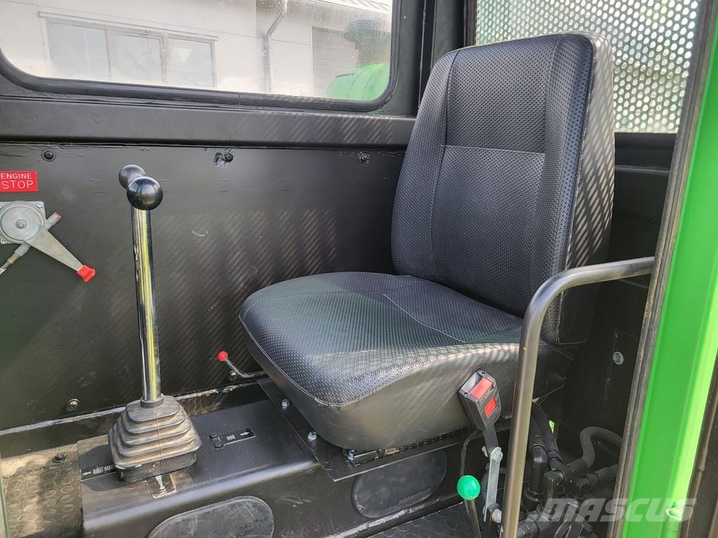 Morooka MST 1500VD Tombereau sur chenilles