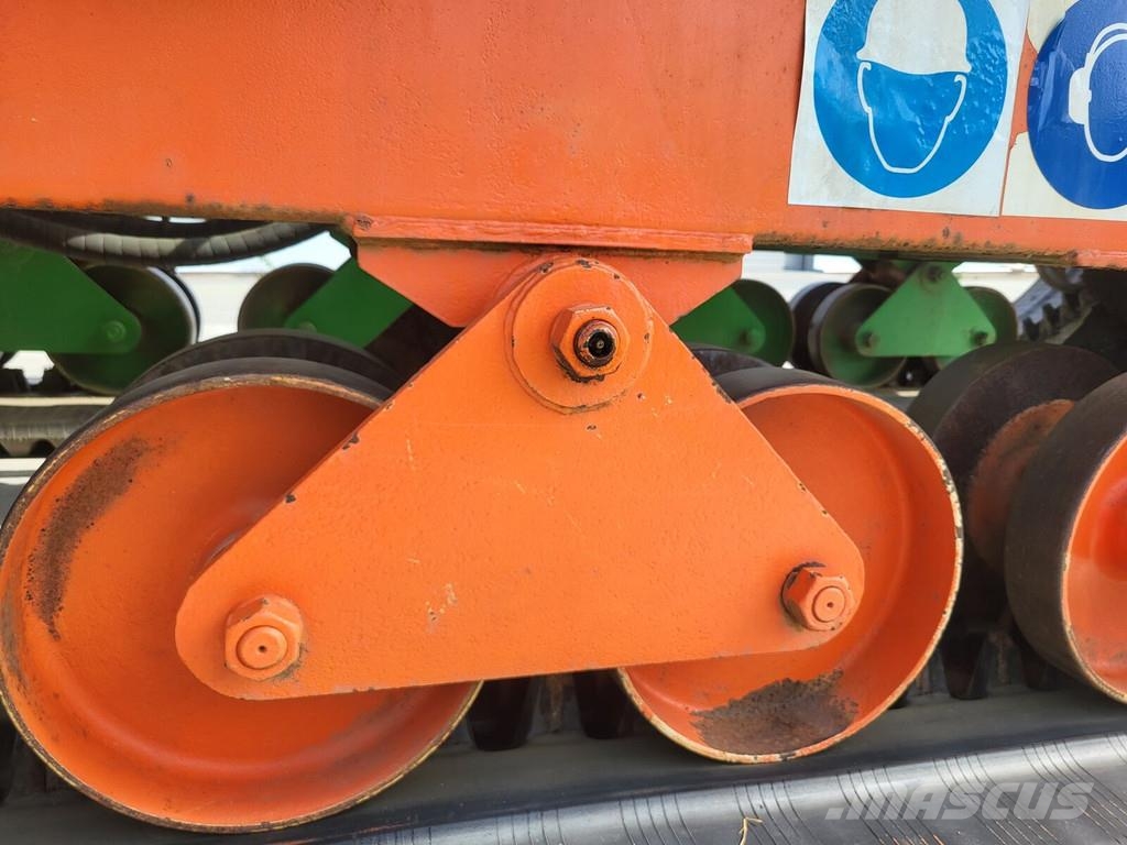 Morooka MST 1500VD Tombereau sur chenilles