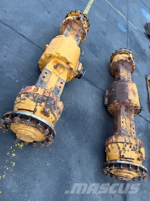Liebherr L 556 USED AXLES Assen