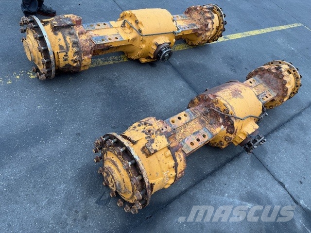 Liebherr L 556 USED AXLES Assen