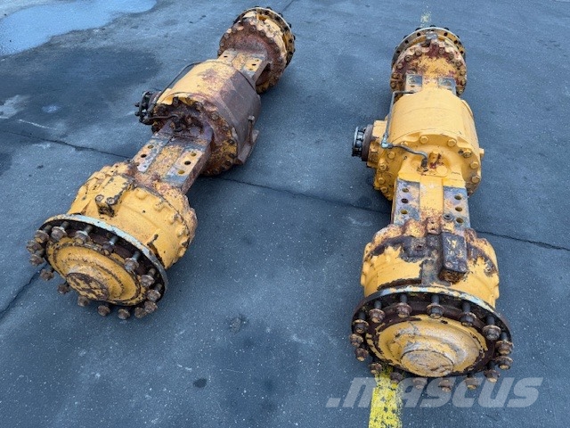 Liebherr L 556 USED AXLES Assen