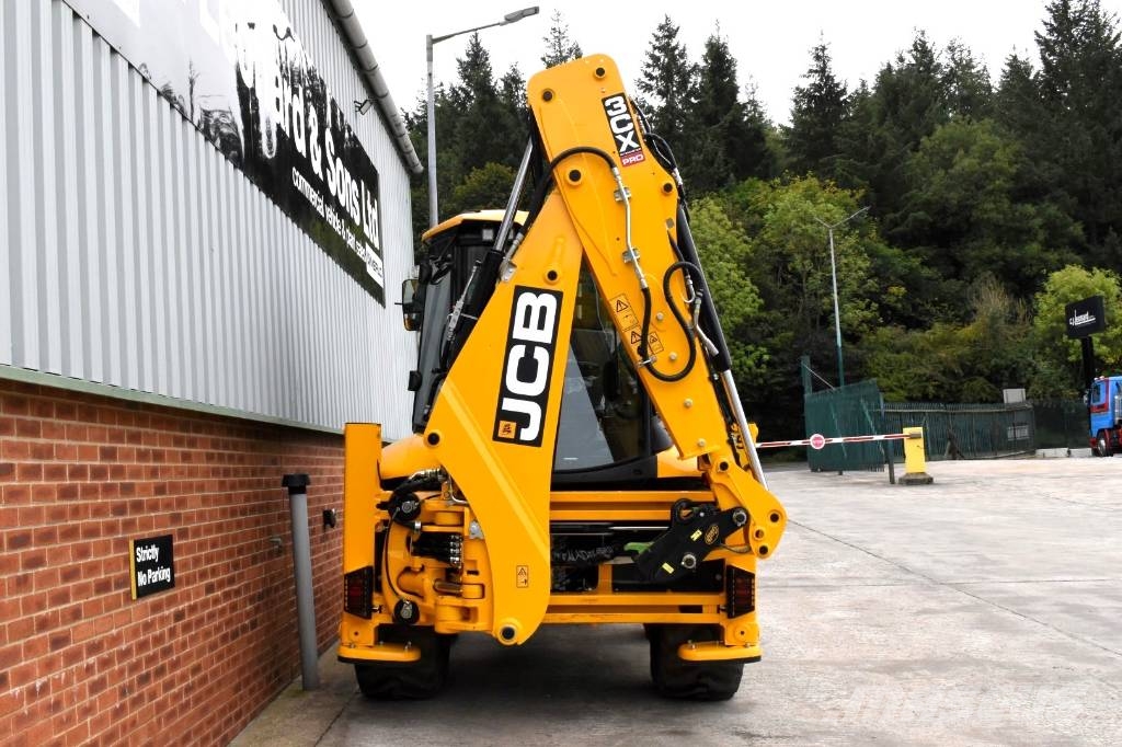 JCB 3CX Sitemaster Pro Rýpadlo-nakladače