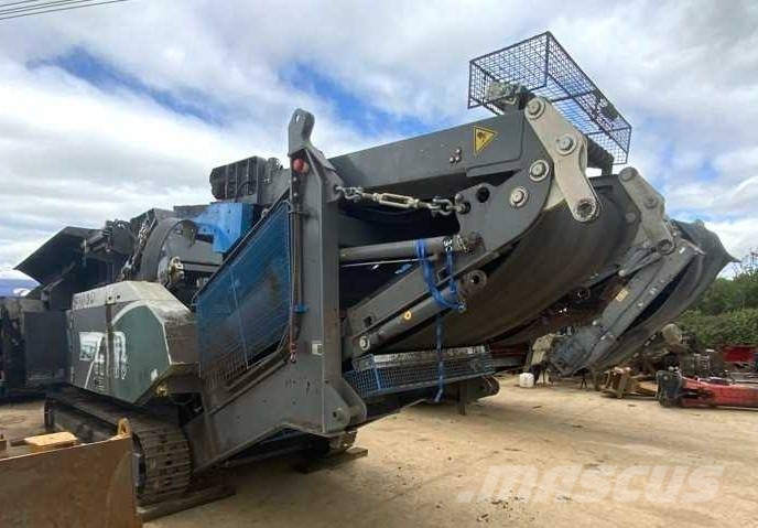 Rubble Master RM 120X Drupinātāji