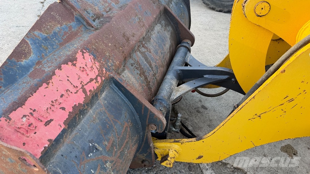 Komatsu WA 80 Radlader