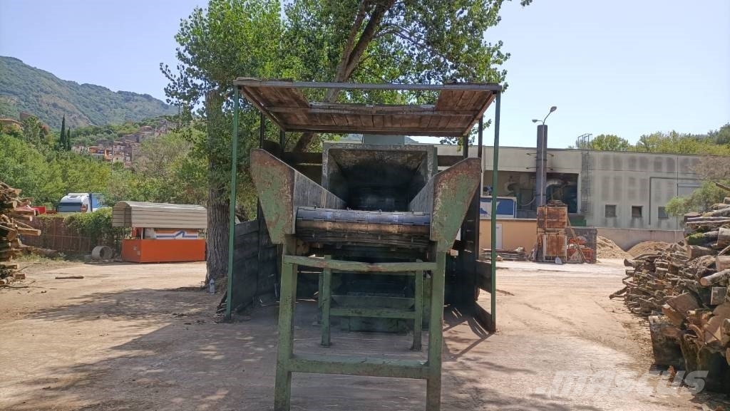 Pezzolato PTH 900/820 E Estilhaçadoras florestais