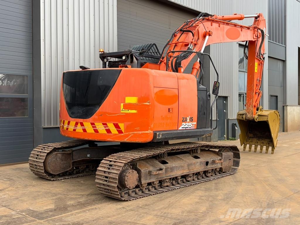 Hitachi ZX225US5LC Excavadoras sobre orugas