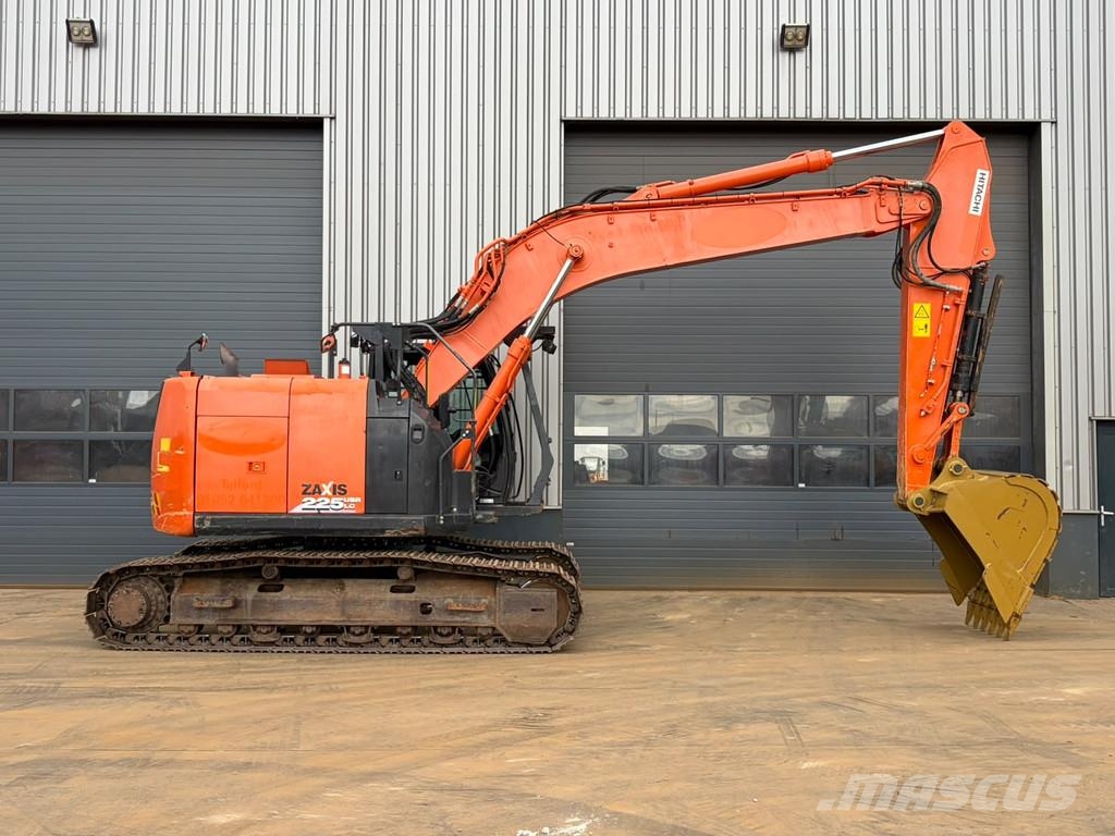 Hitachi ZX225US5LC Excavadoras sobre orugas