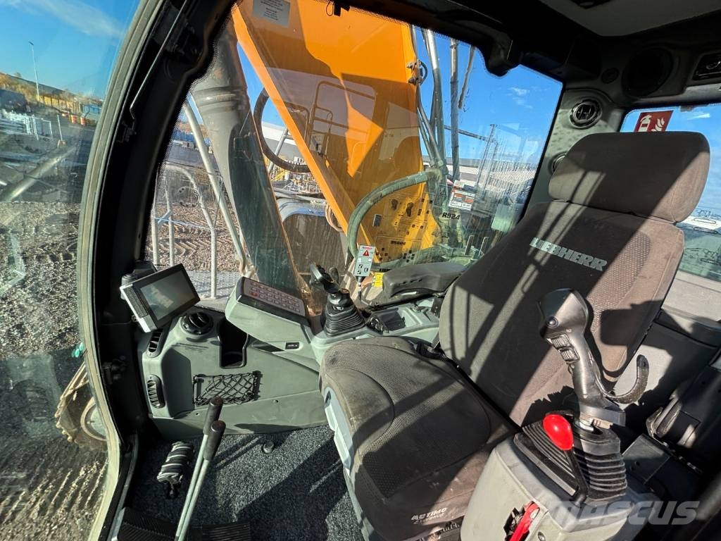 Liebherr R 924 Litronic Crawler excavators