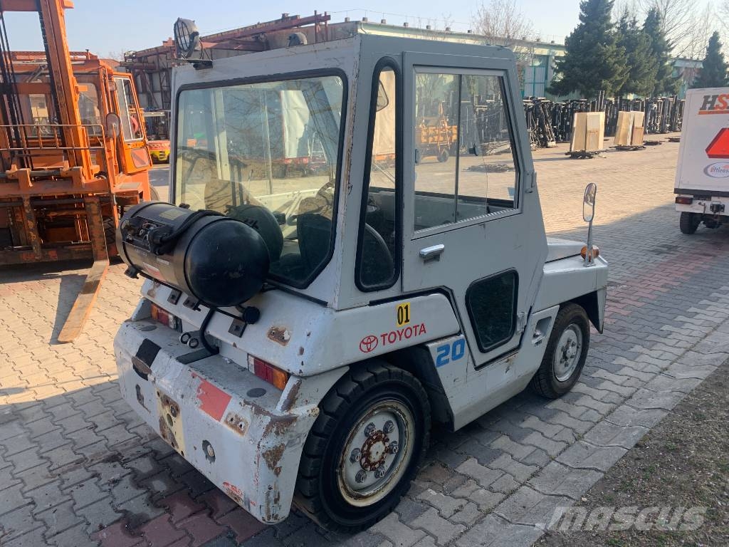 Toyota TLG20/02/ V-3858 EO Flughafenausrüstung