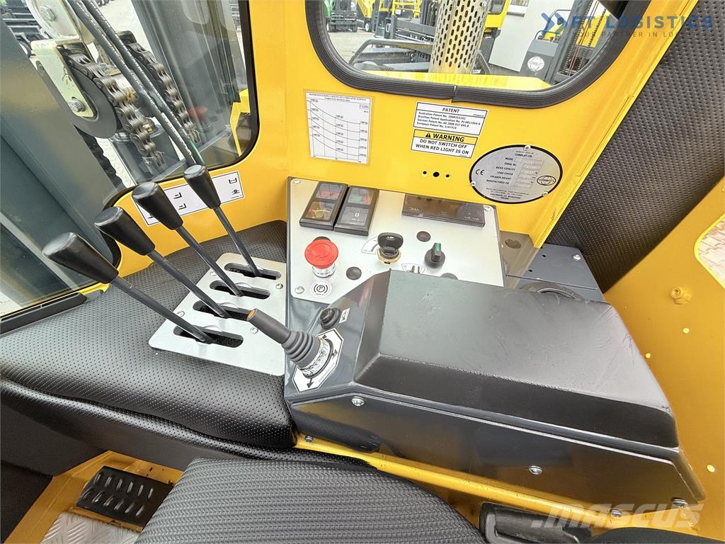 Combilift FOUR-WAY / MULTI-DIRECTIONAL FORKLIFT C4000 / GAS Nelitietrukit