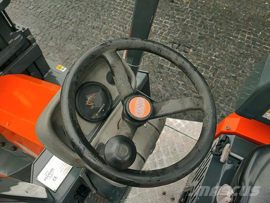 Aisle-Master 44S Kapeakäytävätrukit
