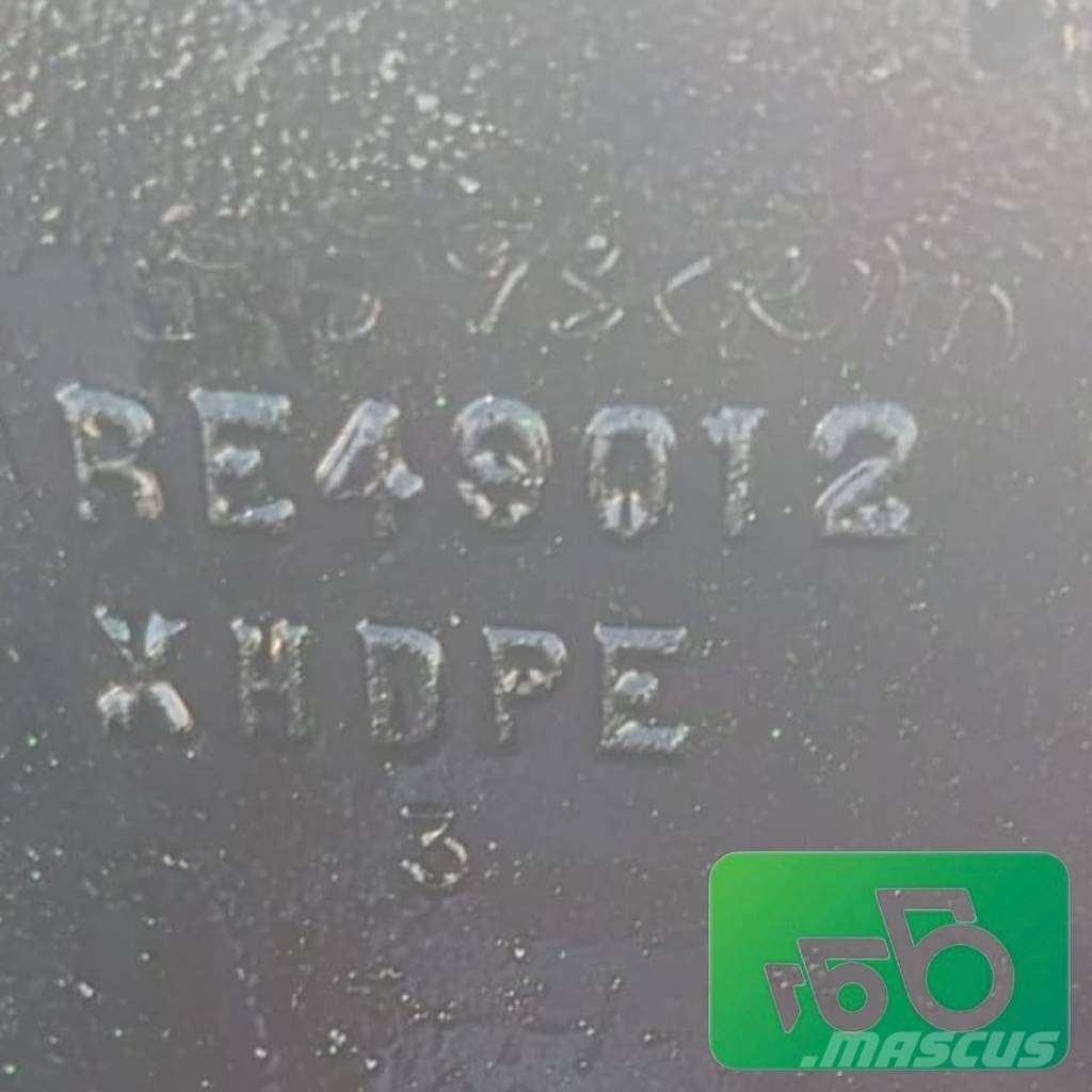 John Deere 7600 Fuel tank RE49012 Alváz és felfüggesztés