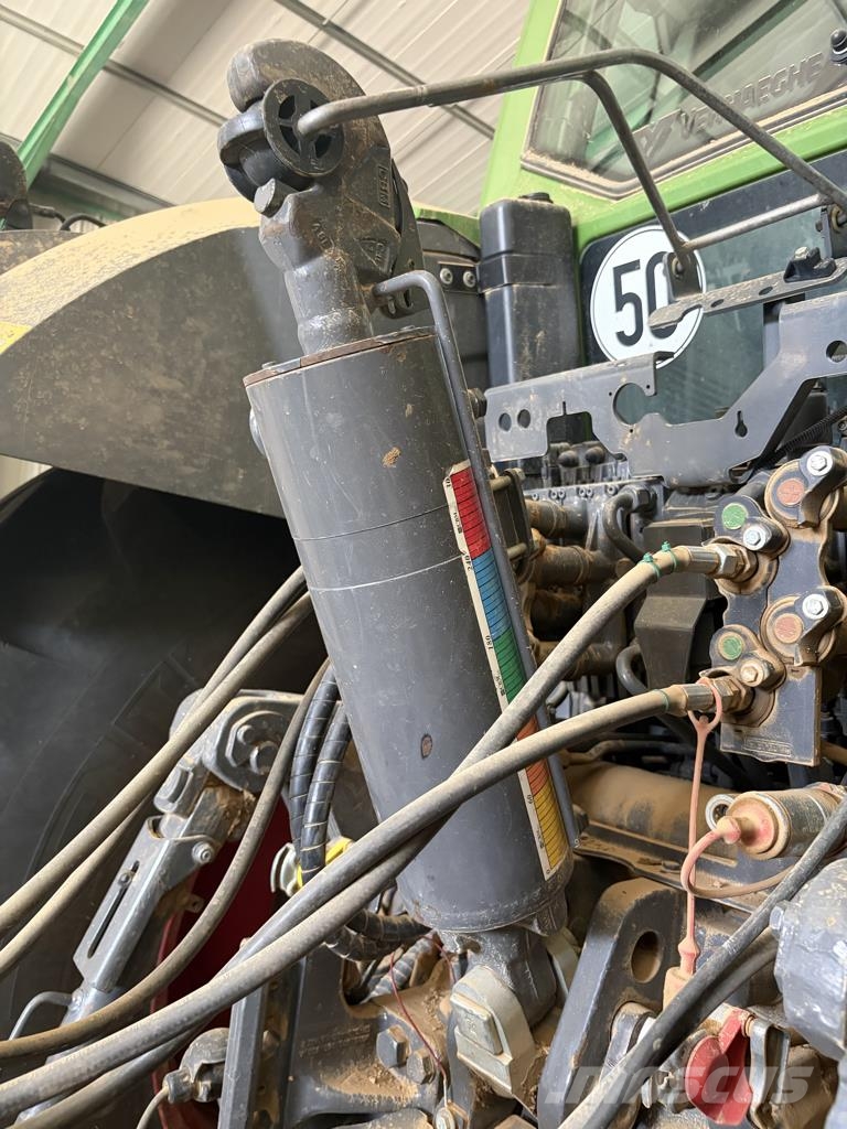 Fendt 828 VARIO PROFI + Traktoren