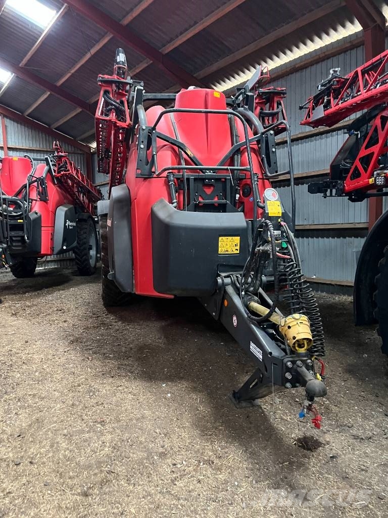 Kverneland iXtrack T6 牽引式噴霧機