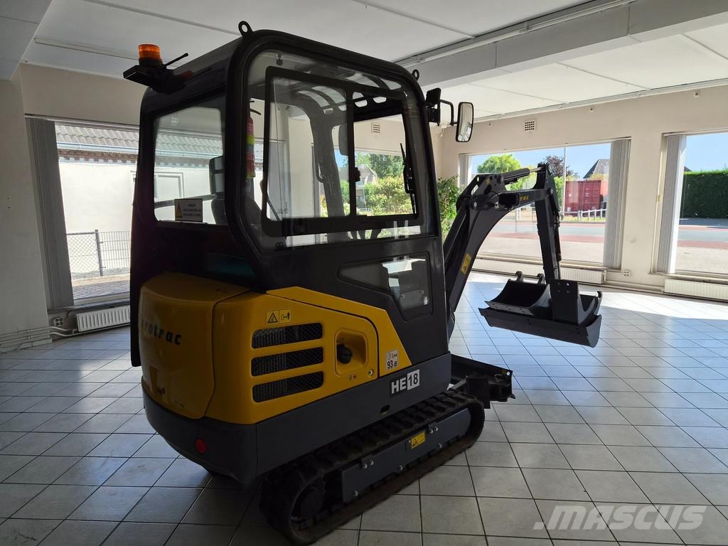 Eurotrac 2 tons minigraver Nieuw 3 bakken Minigraafmachines < 7t